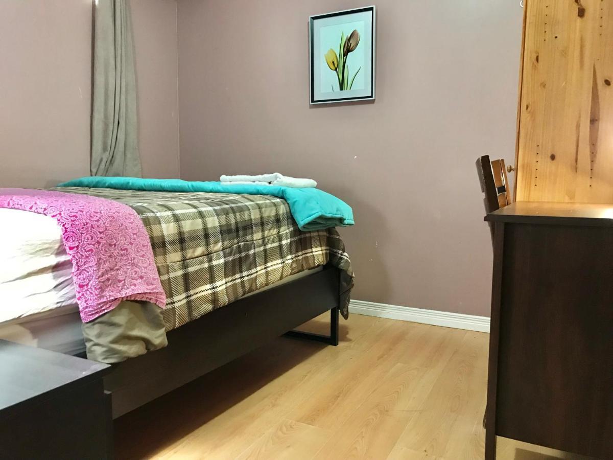 Bright Room By Smartying York University トロント エクステリア 写真